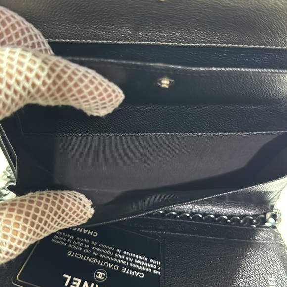 Authentic š„ CHANEL š„CC Logo Matelasse metallic Leather Long Trifold Wallet/ COA - Picture 7 of 17